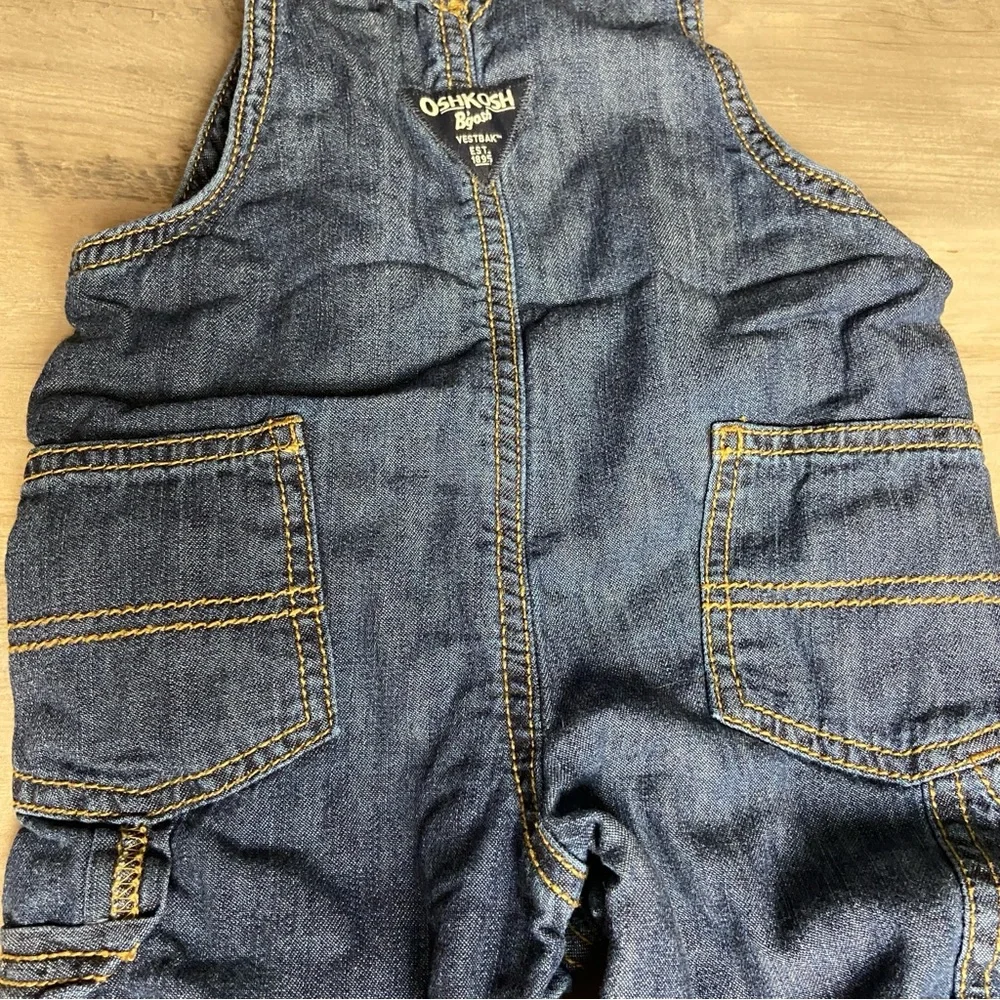 Oshkosh B’gosh 12 Months Classic Denim Blue Jeans Overalls Red‎ Plaid Flannel